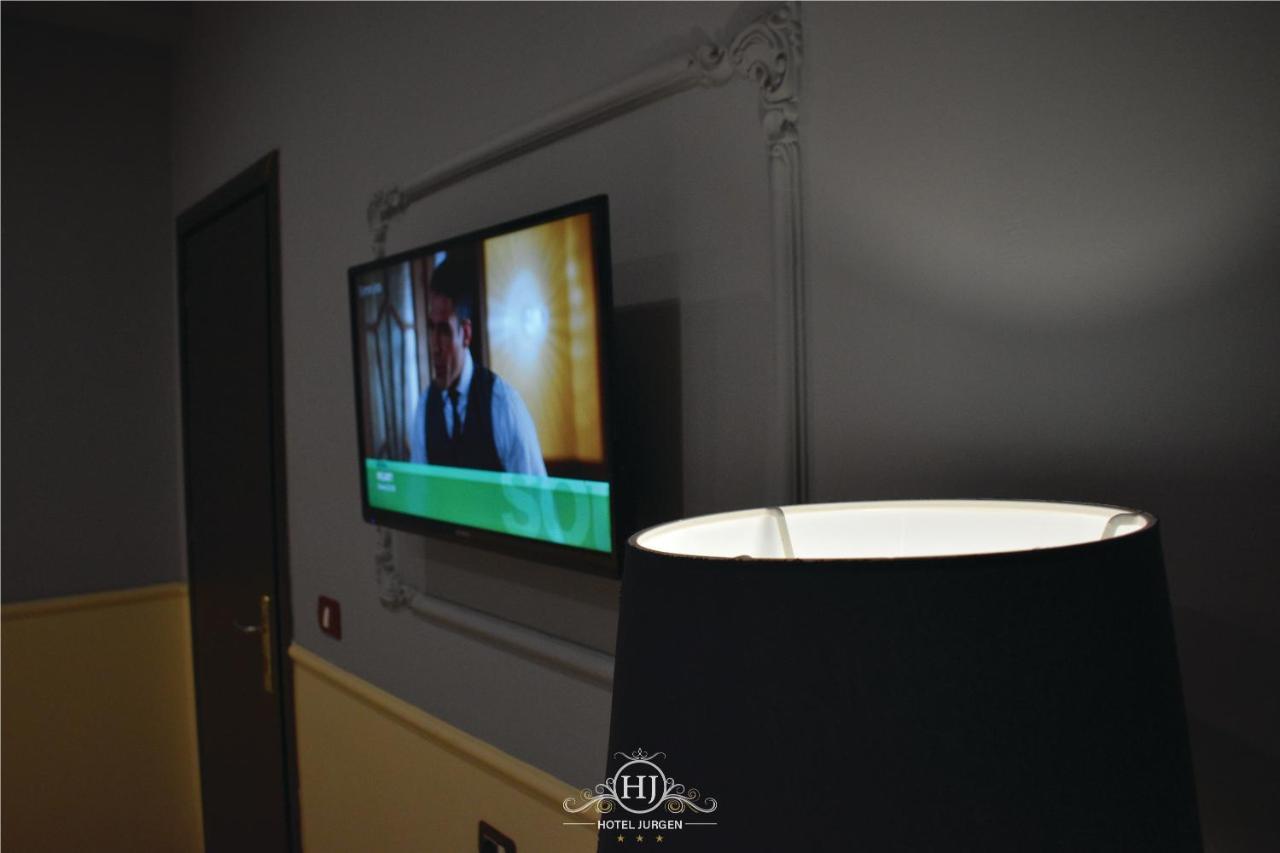 Hotel Jurgen Lezhë المظهر الخارجي الصورة
