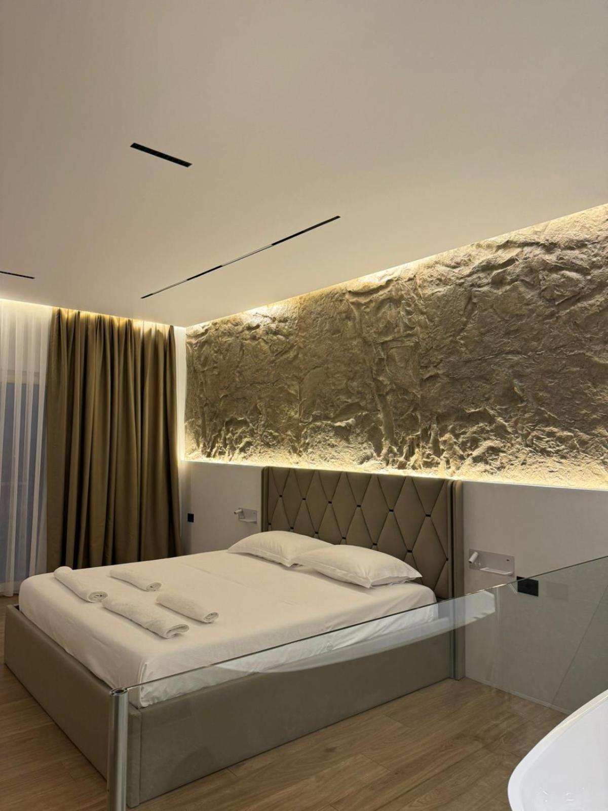 Hotel Jurgen Lezhë المظهر الخارجي الصورة
