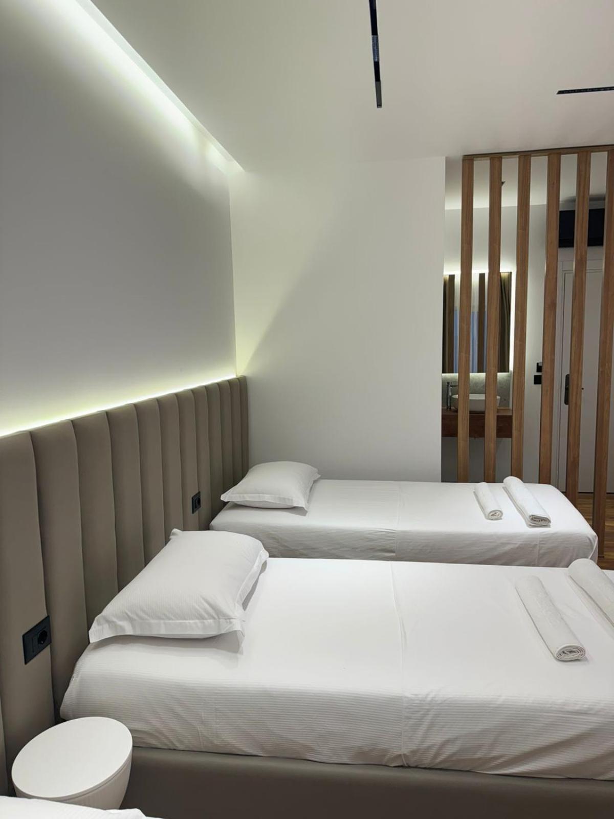 Hotel Jurgen Lezhë المظهر الخارجي الصورة
